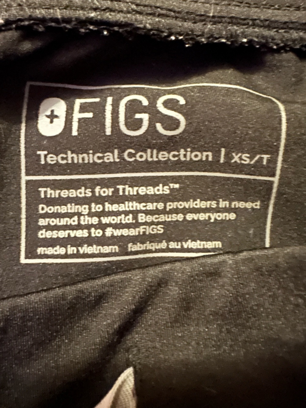 Figs Black Jogger Scrub Pants in XS Tall